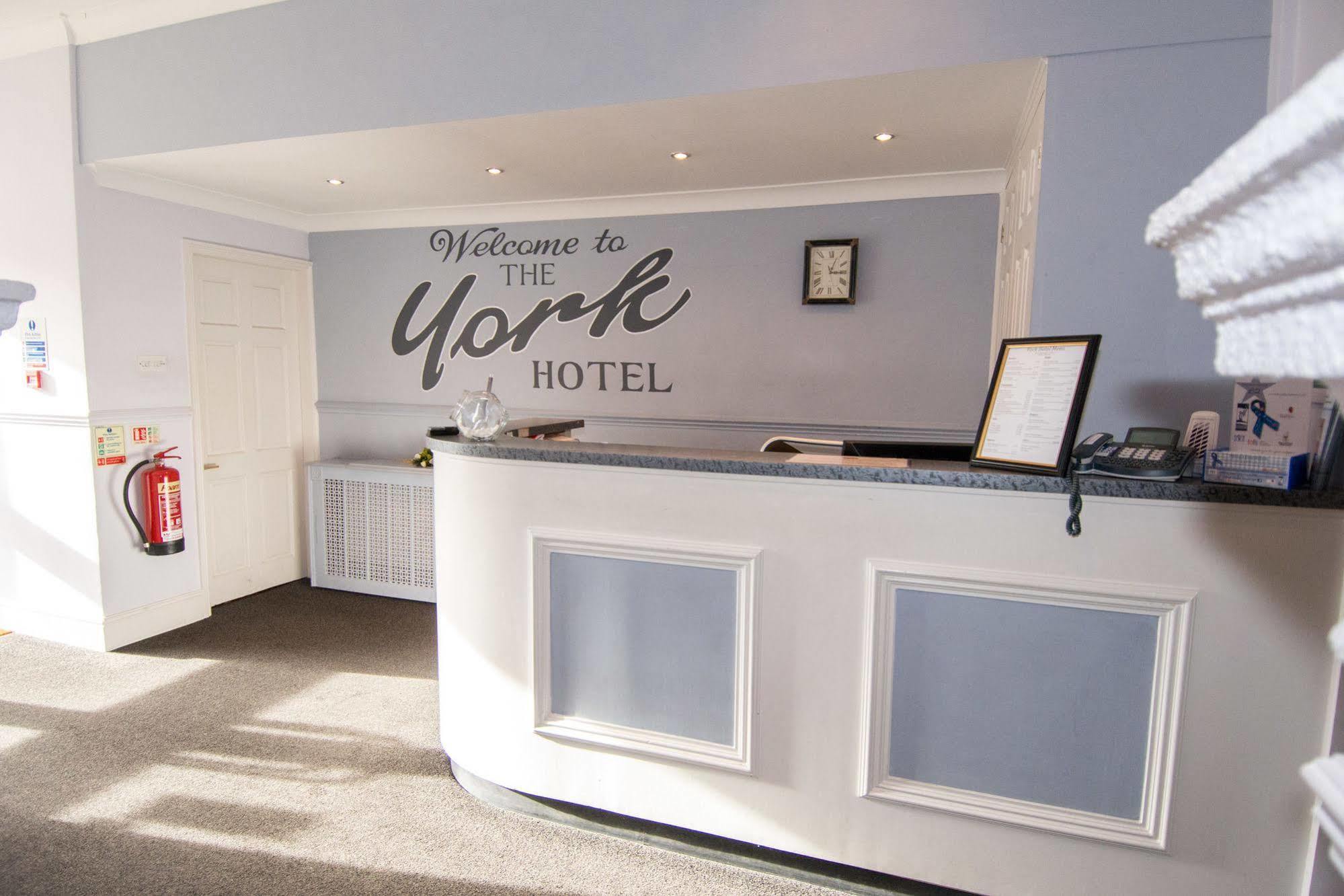 The York Hotel Wolverhampton Bagian luar foto