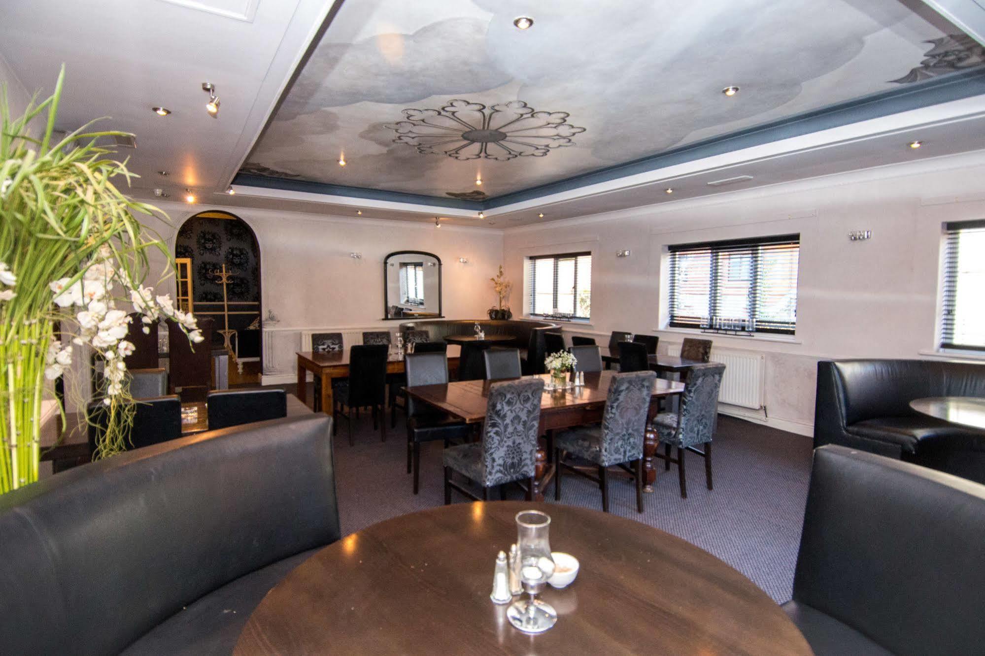 The York Hotel Wolverhampton Bagian luar foto