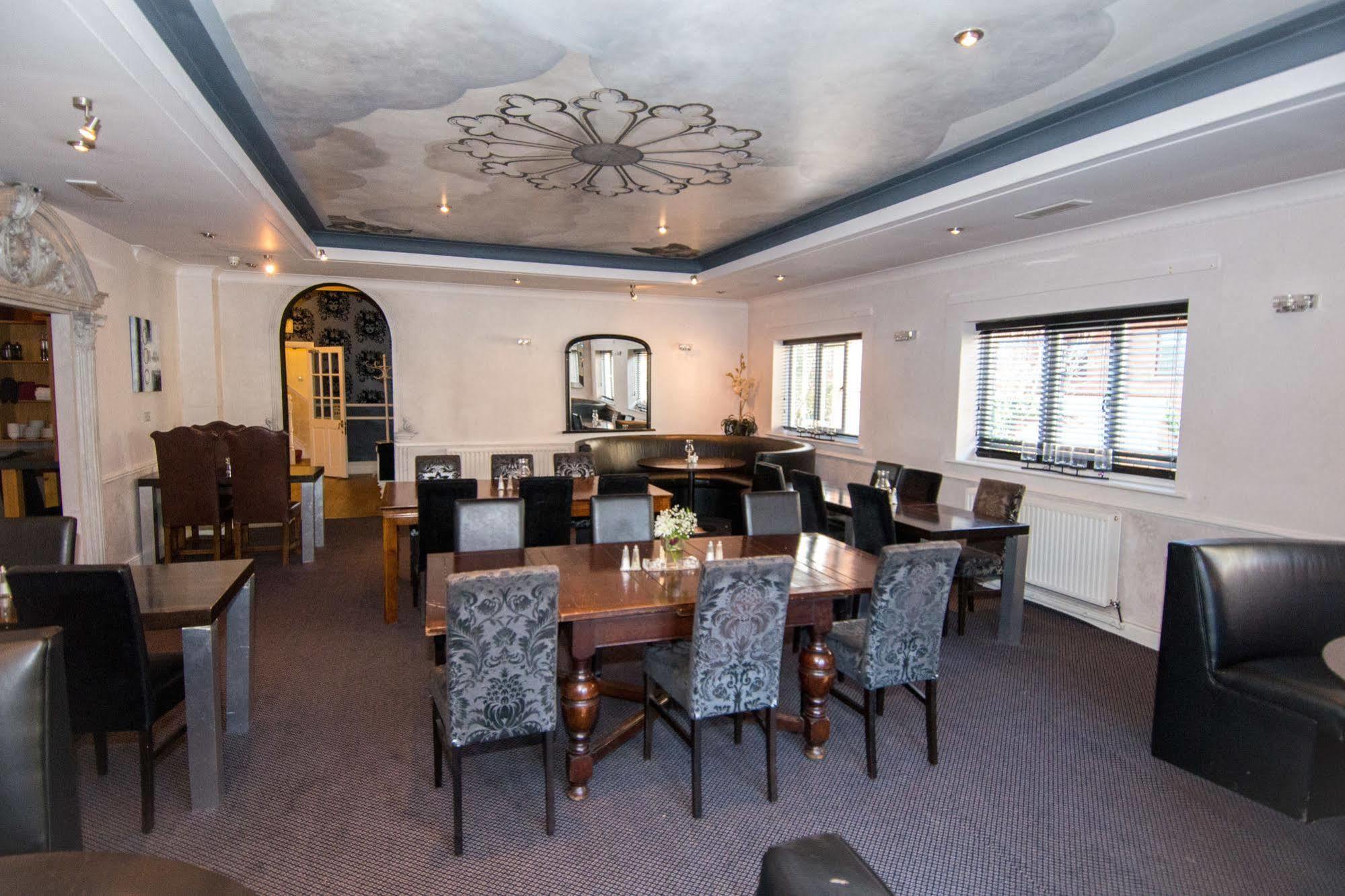 The York Hotel Wolverhampton Bagian luar foto
