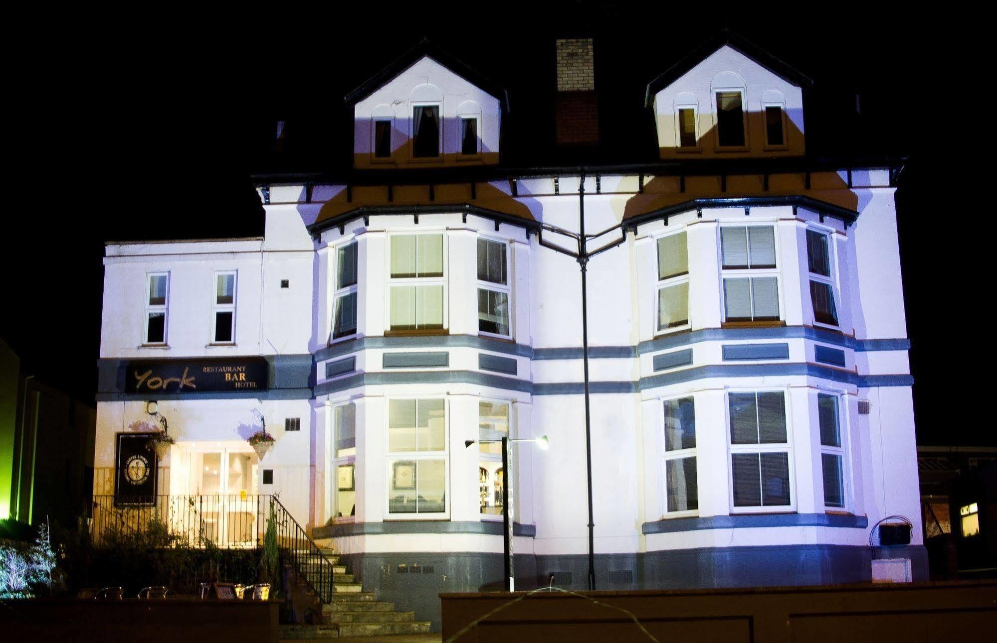 The York Hotel Wolverhampton Bagian luar foto