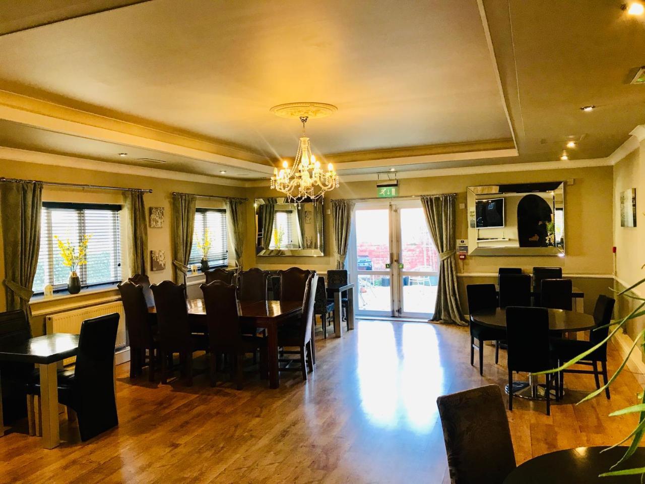 The York Hotel Wolverhampton Bagian luar foto