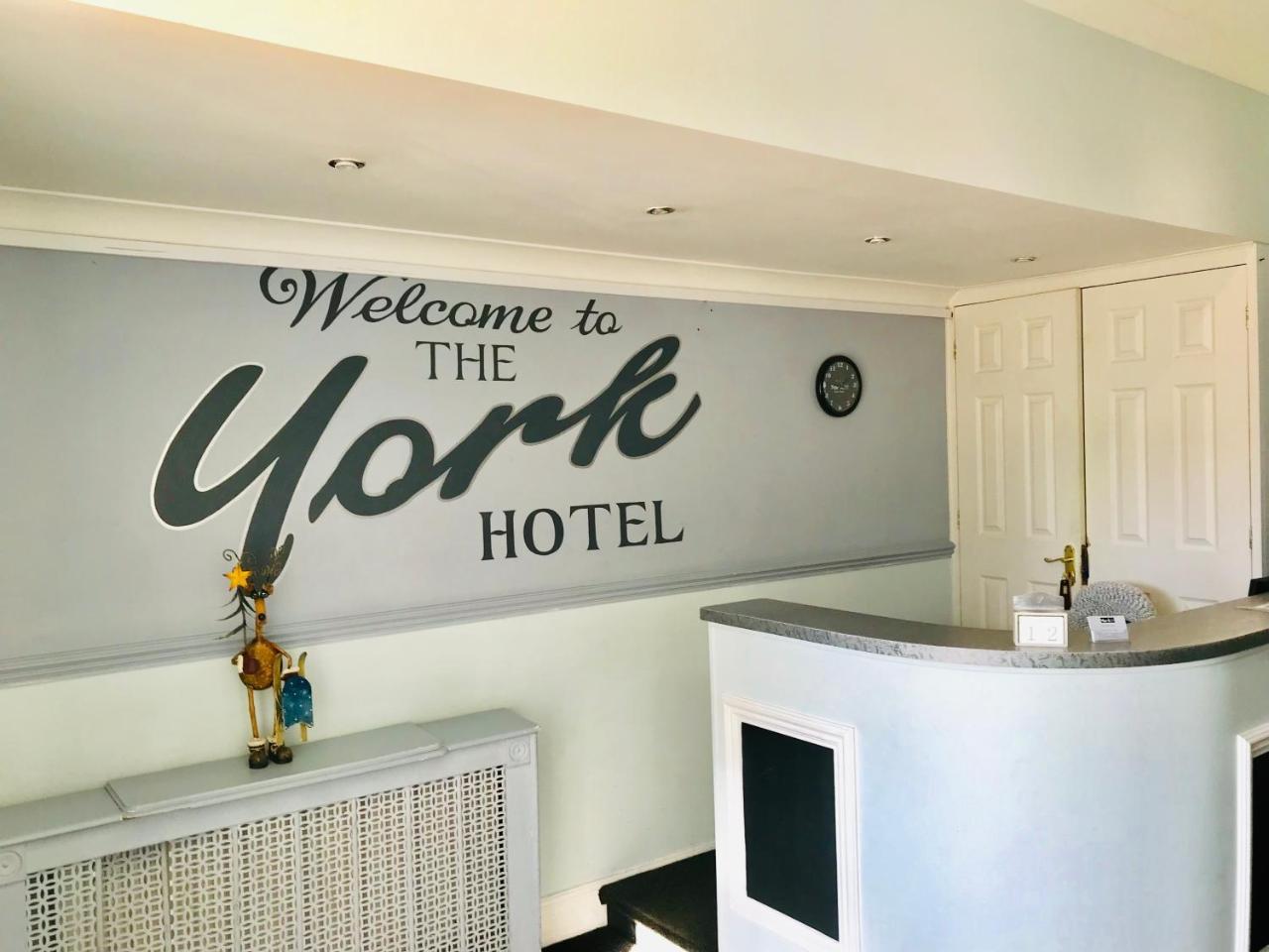 The York Hotel Wolverhampton Bagian luar foto
